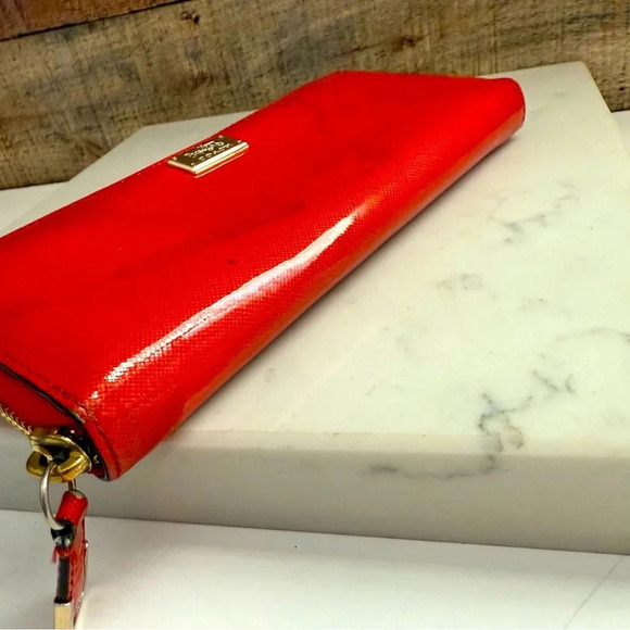 Coach Patent Leather Zip Around Wallet - Picture 6 of 11